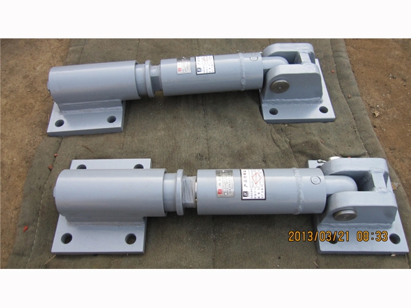 掘進機用(yong)油缸