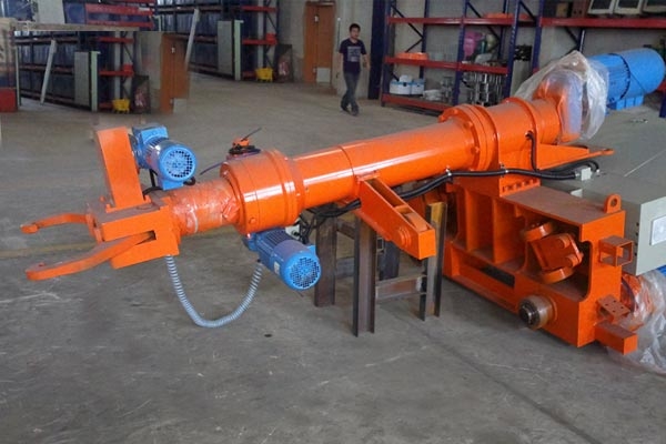 上海動(dong)車組配(pei)套機械(xie)手