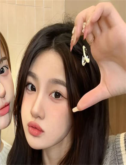 热搜话题：《黄金俏女郎》观影前必读指南：背景知识与准备工作